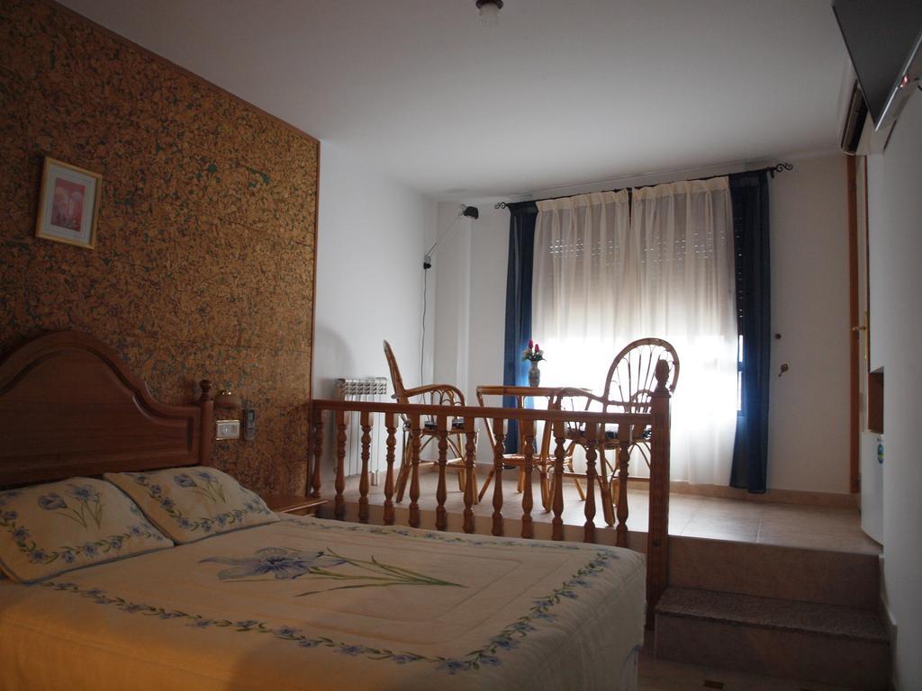 Hostal Yuste Garganta la Olla Exterior photo